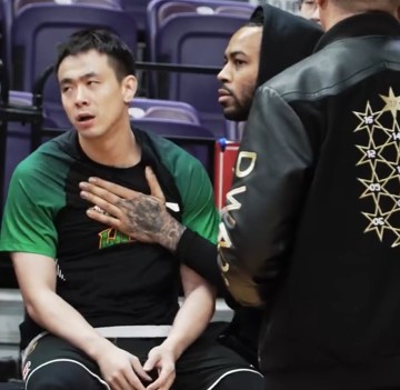 备战新疆！莫兰德抚摸继伟，俞泽辰欺负李炎哲，乌戈提三点要求！